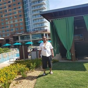 Meet your Posher, Eddie